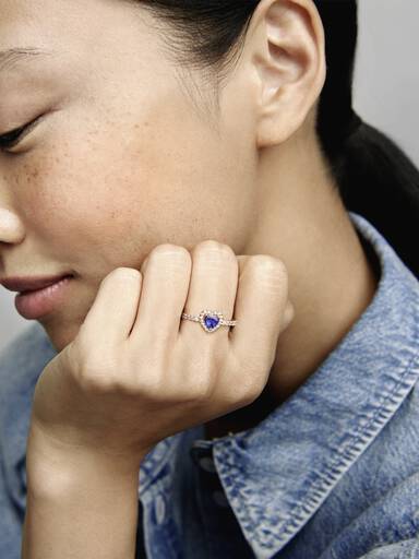 Sparkling Blue Elevated Heart Ring