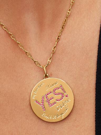 Pat McGrath The Beauty Mantra Oversized Medallion