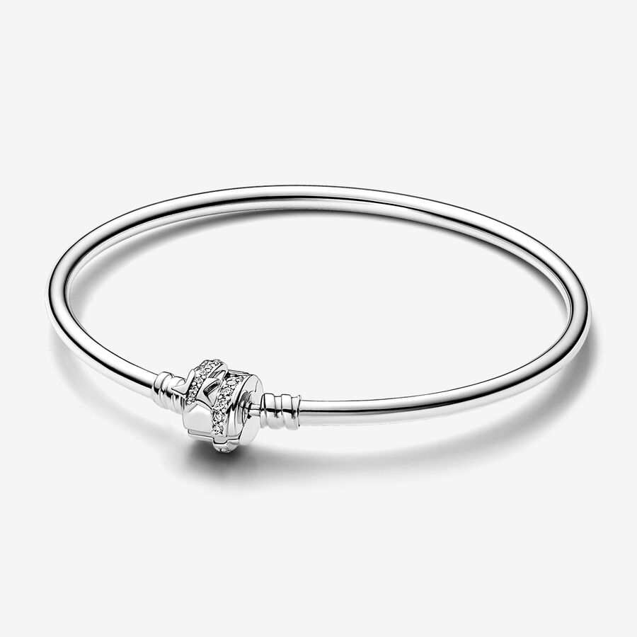 Limited Edition Pandora Moments Sparkling Shooting Star Clasp Bangle image number 0