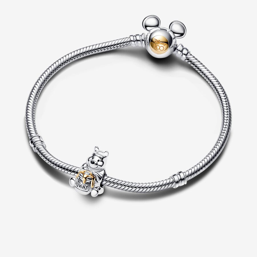 Disney 100th Winnie the Pooh Charm & Bracelet Gift Set image number 0
