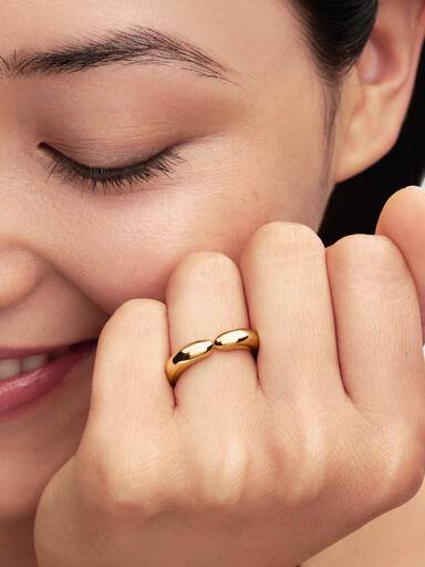 Disney Winnie The Pooh Hug Ring