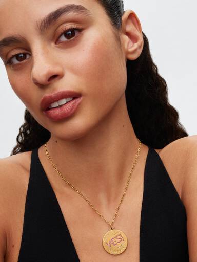 Pat McGrath The Beauty Mantra Oversized Medallion