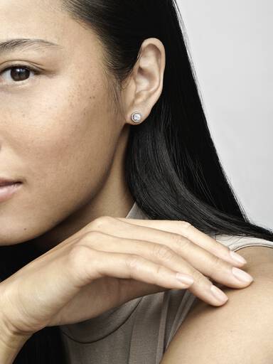 Round Sparkle Stud Earrings