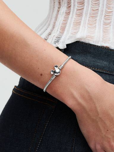 Disney Mickey Mouse Clasp Moments Snake Chain Bracelet