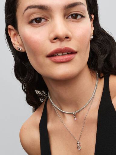 Infinity Knot Collier Necklace