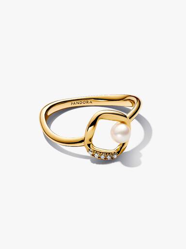 Organically Shaped Pavé Circle & Treated Freshwater Cultured Pearl Ring
