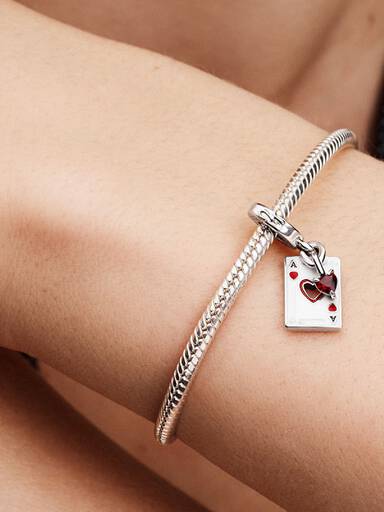 Disney Villains Queen of Hearts Double Dangle Charm