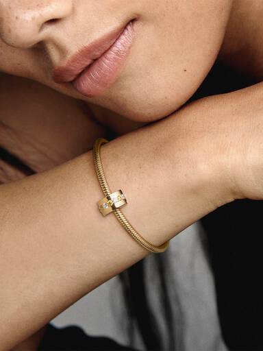 Yellow Sparkling Row Clip Charm