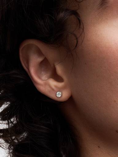 Sterling silver stud earrings with 0.30 ct TW G-J VS+ round brilliant excellent cut lab-grown diamond